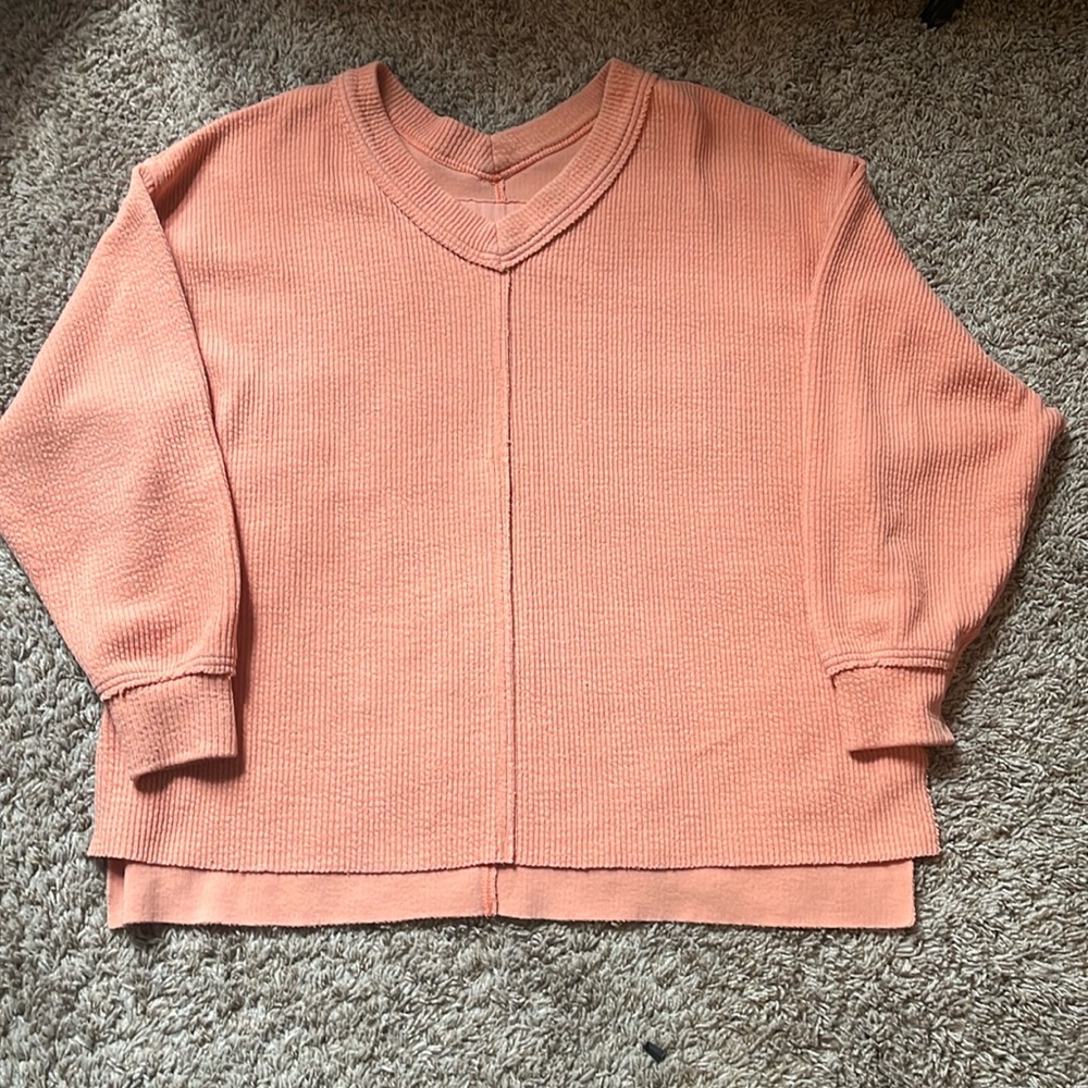 Aerie long sleeve peach shirt